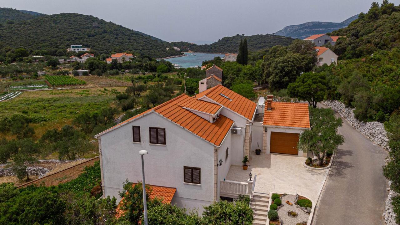 Apartments Blanka Zrnovo Exterior photo